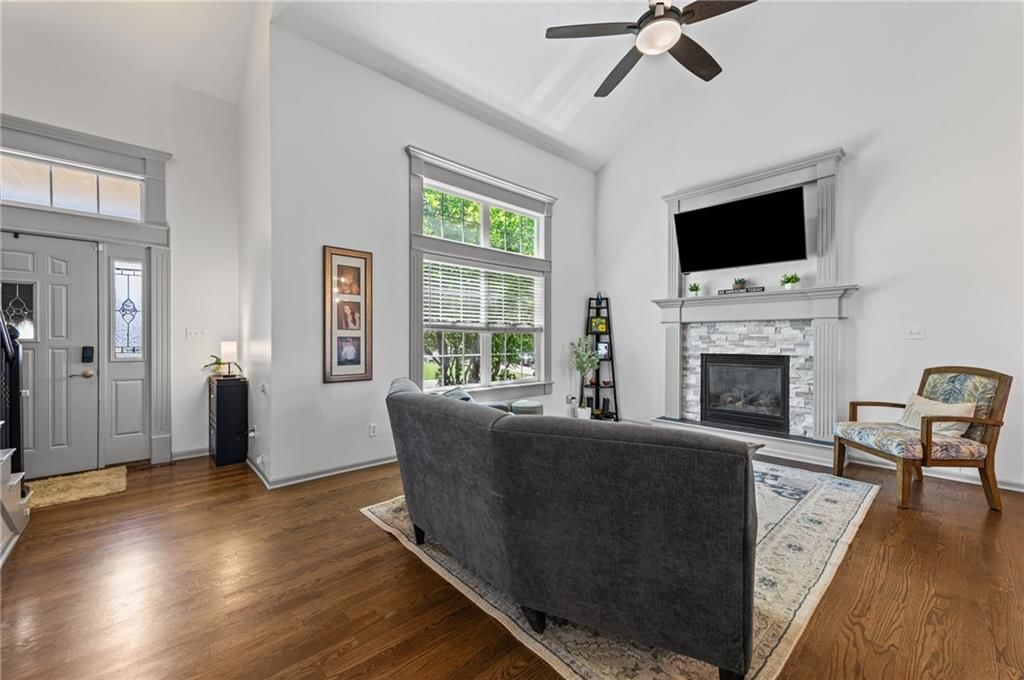 2104 Alder Street — photo 5