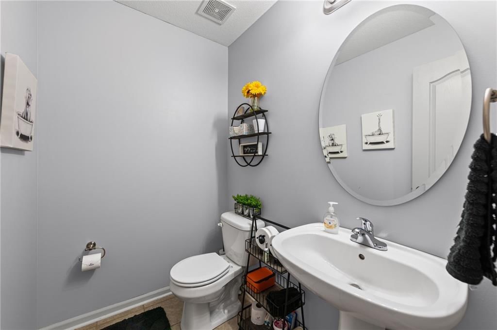 2104 Alder Street — photo 14