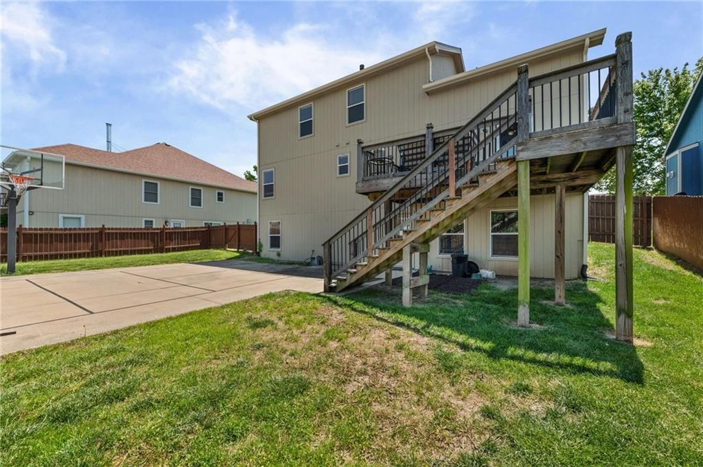 2104 Alder Street — photo 40