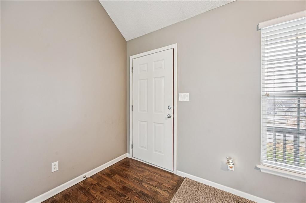 5501 NW 90th Street — photo 3