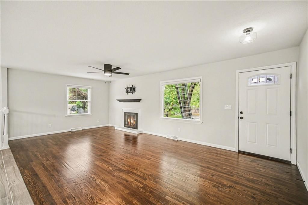 9237 Mackey Street — photo 6