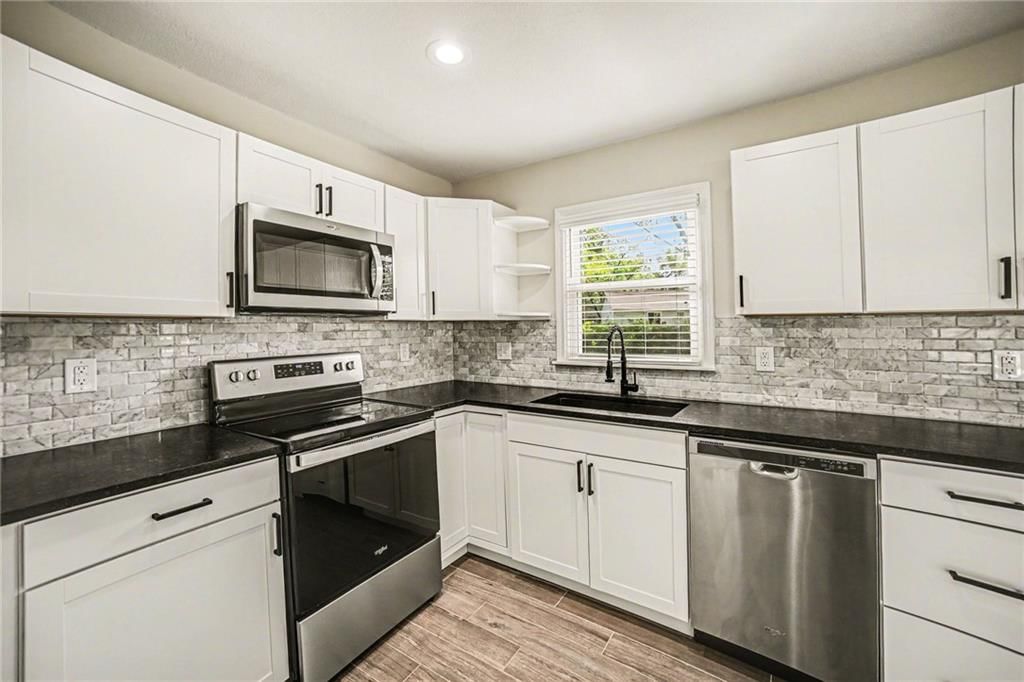 9237 Mackey Street — photo 11