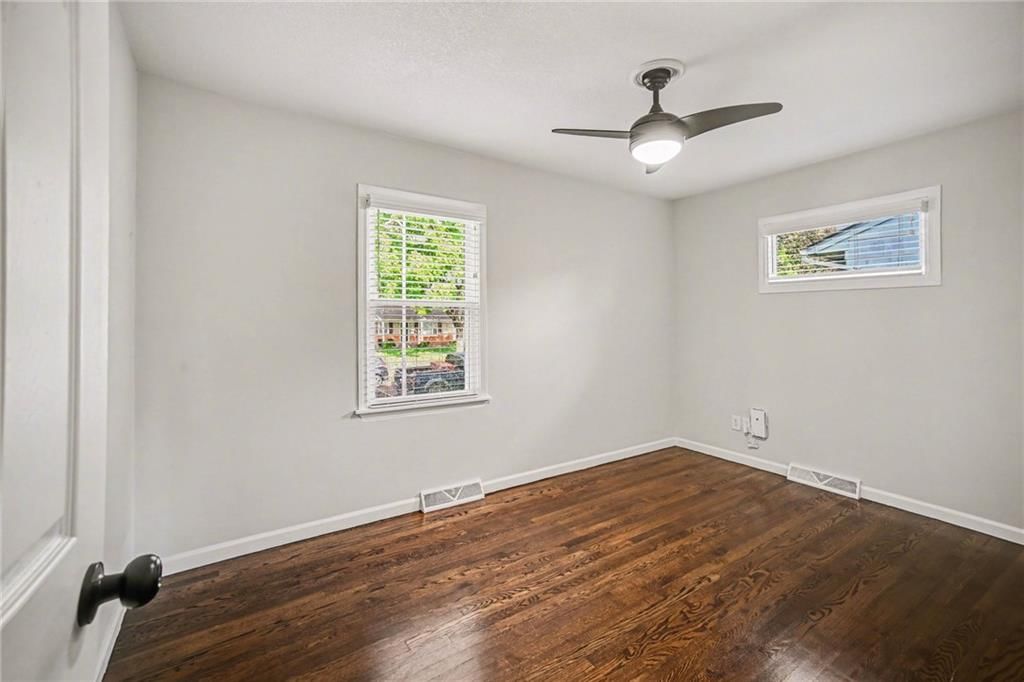 9237 Mackey Street — photo 14