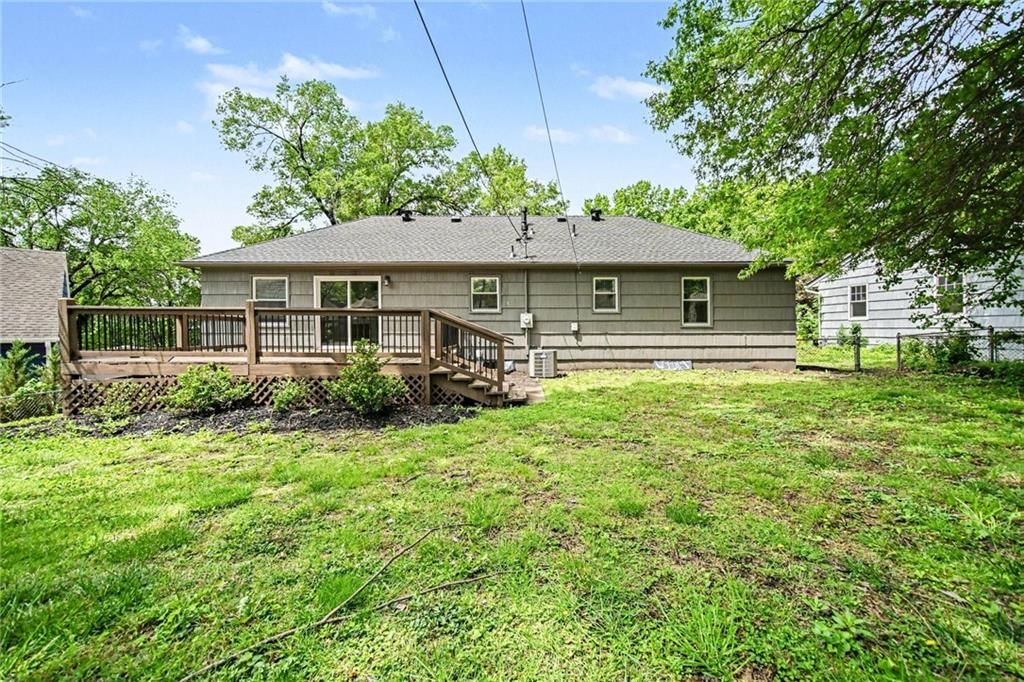 9237 Mackey Street — photo 27