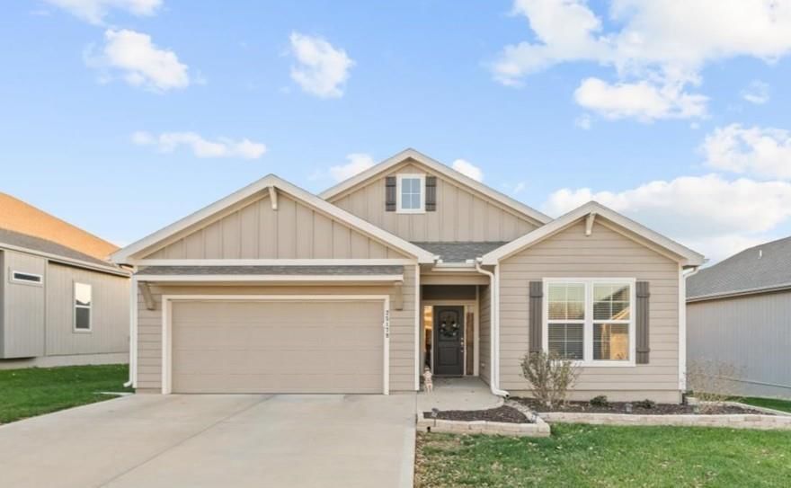 25179 W 142nd Street, Olathe, KS
