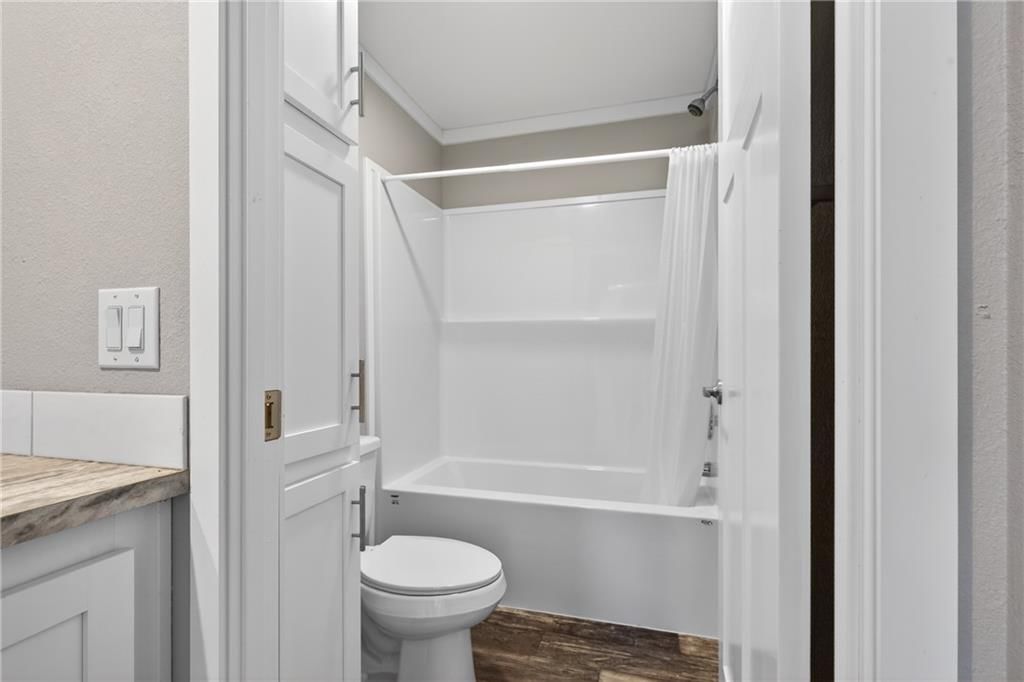 1704 S Wood Street — photo 23