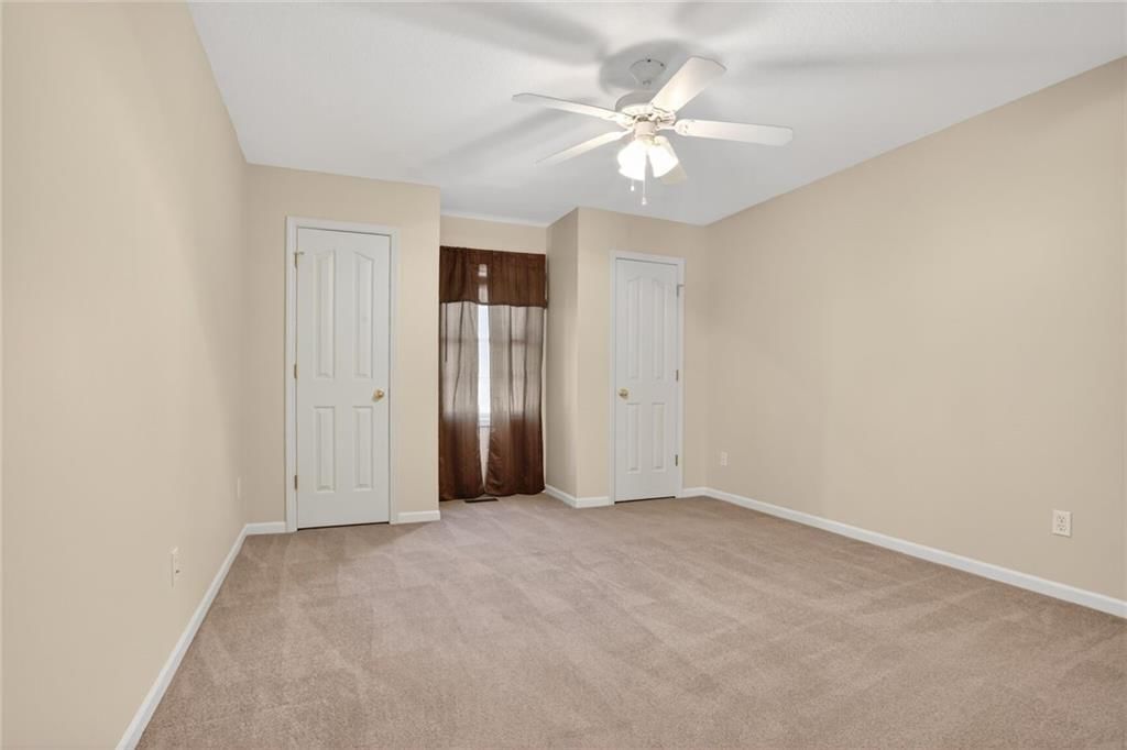 634 Hillcrest Circle — photo 12