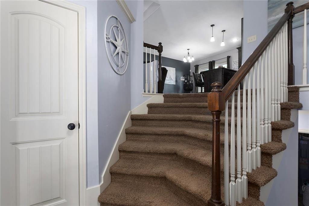 1004 Sloan Circle — photo 3