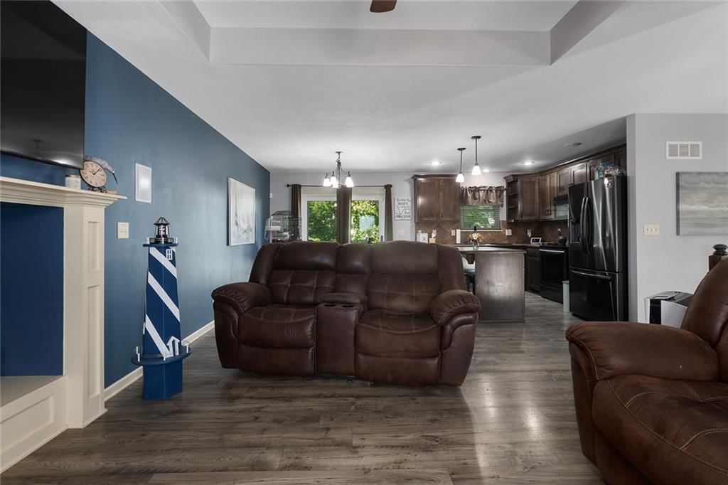 1004 Sloan Circle — photo 5