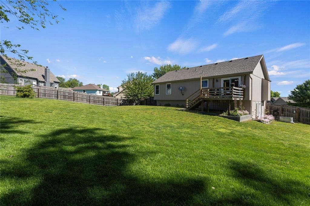 1004 Sloan Circle — photo 30