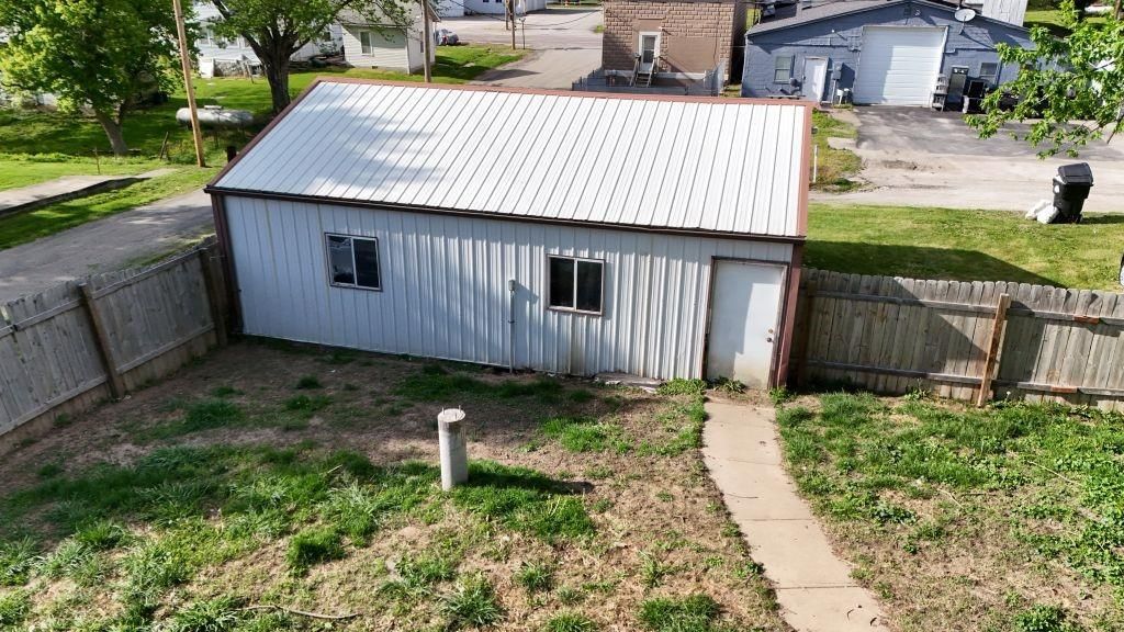 631 Leidy Street — photo 5