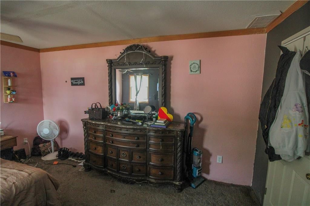 631 Leidy Street — photo 9