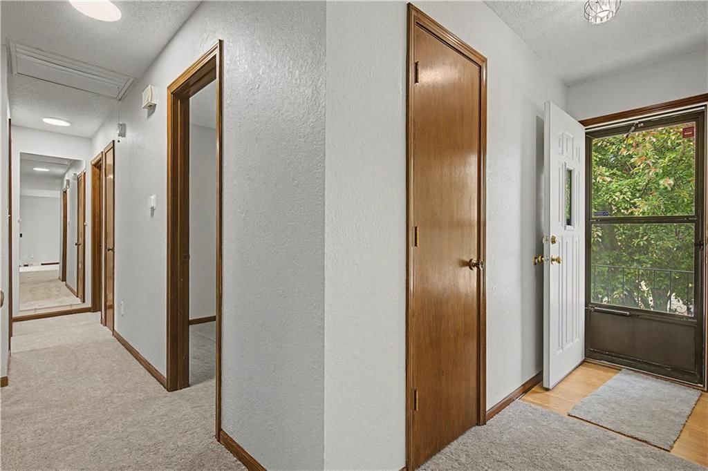1100 NE 8th Street — photo 3