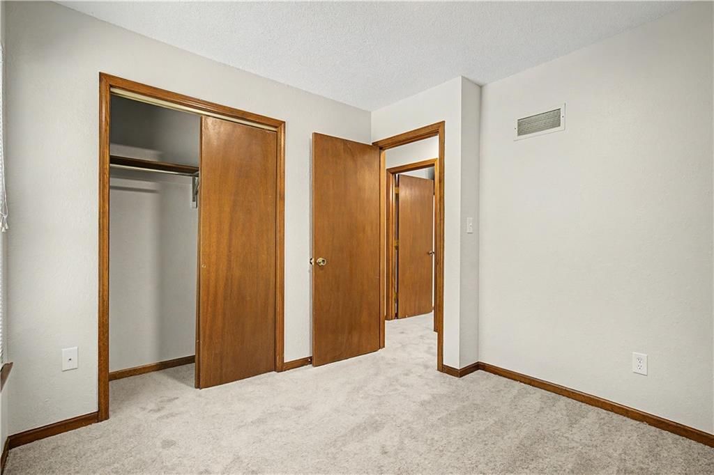 1100 NE 8th Street — photo 15