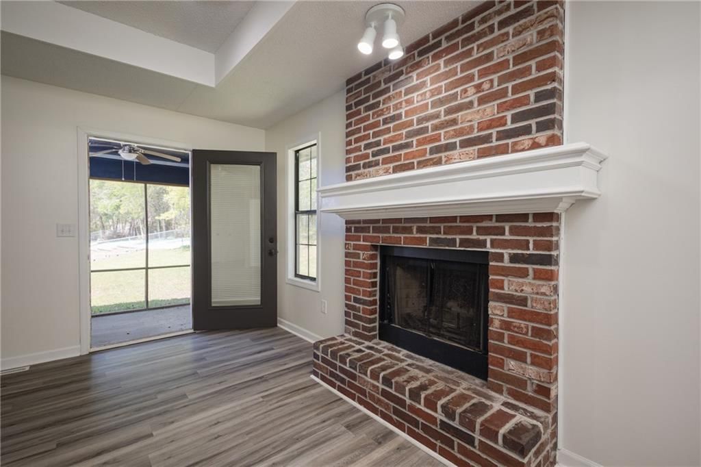 505 Mallory Court — photo 14