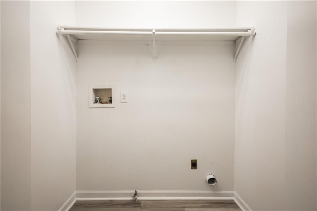 505 Mallory Court — photo 16