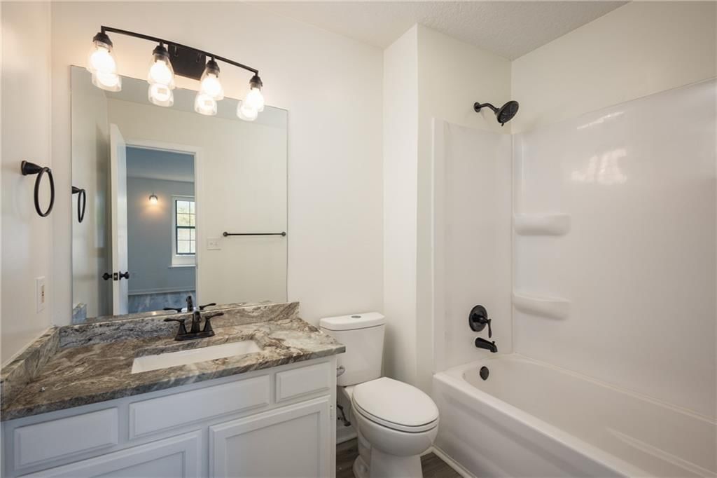 505 Mallory Court — photo 22