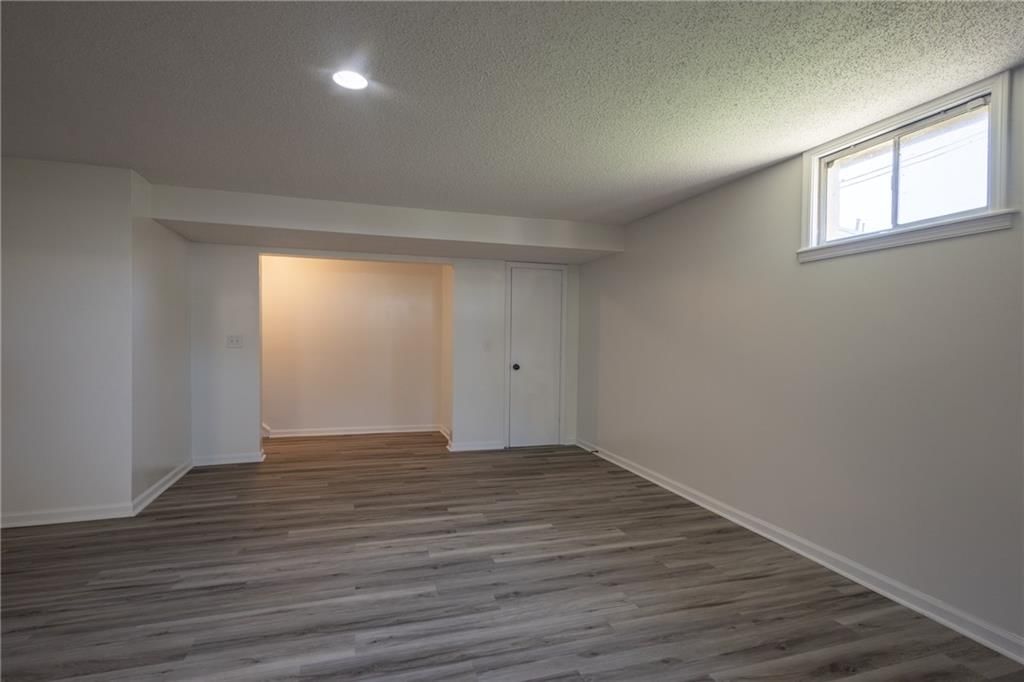 505 Mallory Court — photo 26