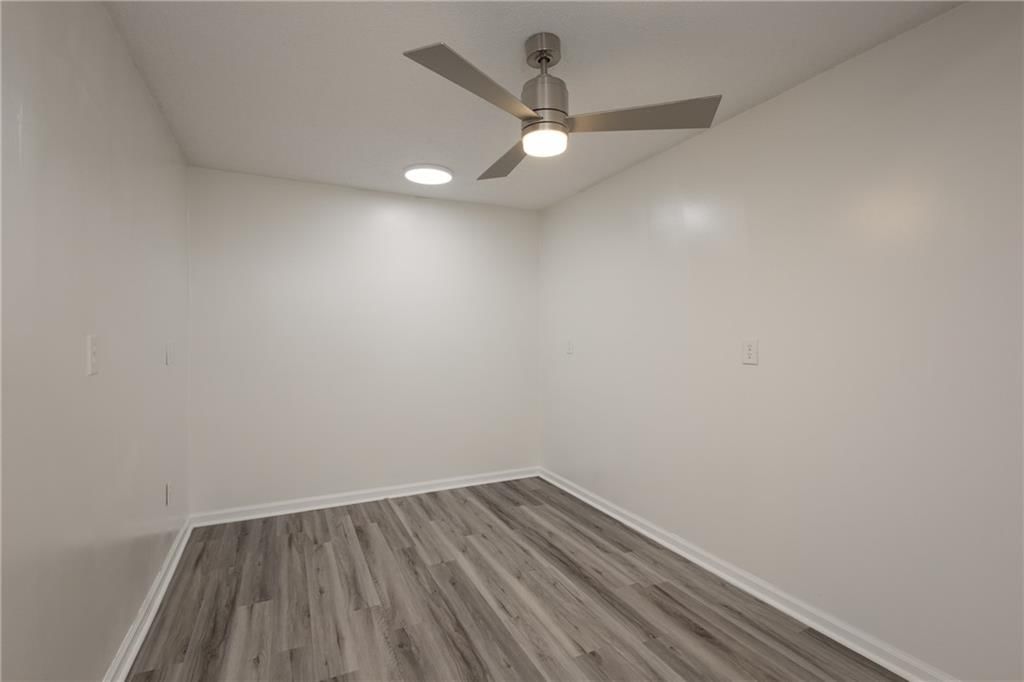 505 Mallory Court — photo 29
