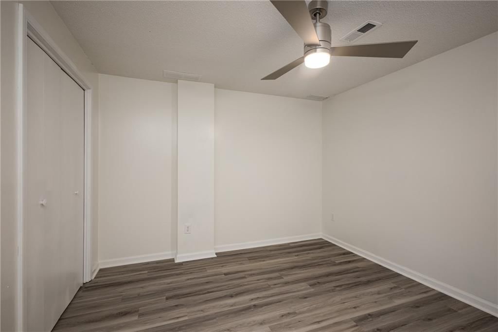 505 Mallory Court — photo 30