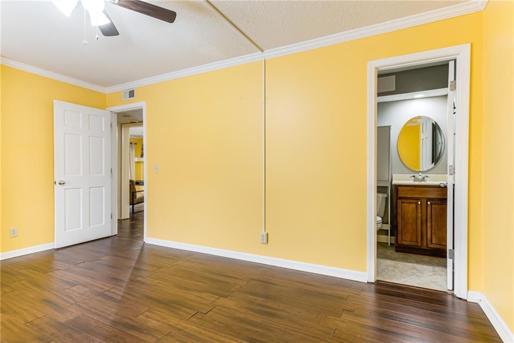 3602 Gillham Road — photo 17