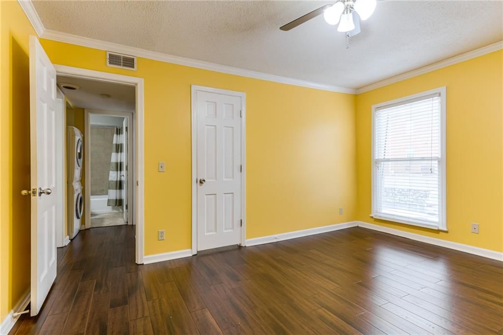 3602 Gillham Road — photo 24