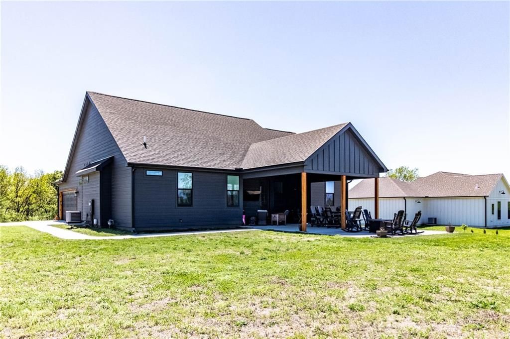 53 SW 150th Road — photo 9