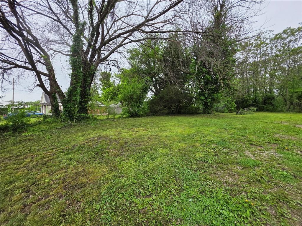 519 N Commercial Street — photo 3