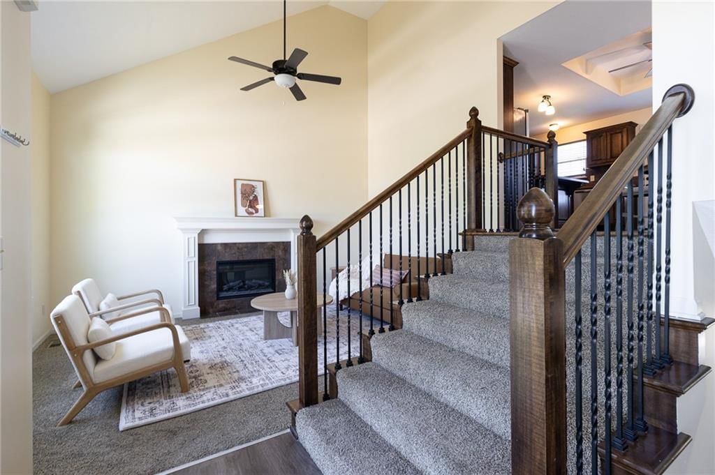 817 W Rader Street — photo 10