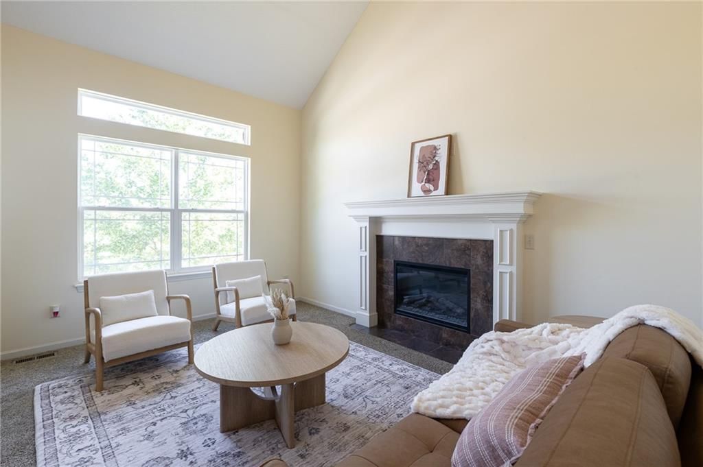 817 W Rader Street — photo 14