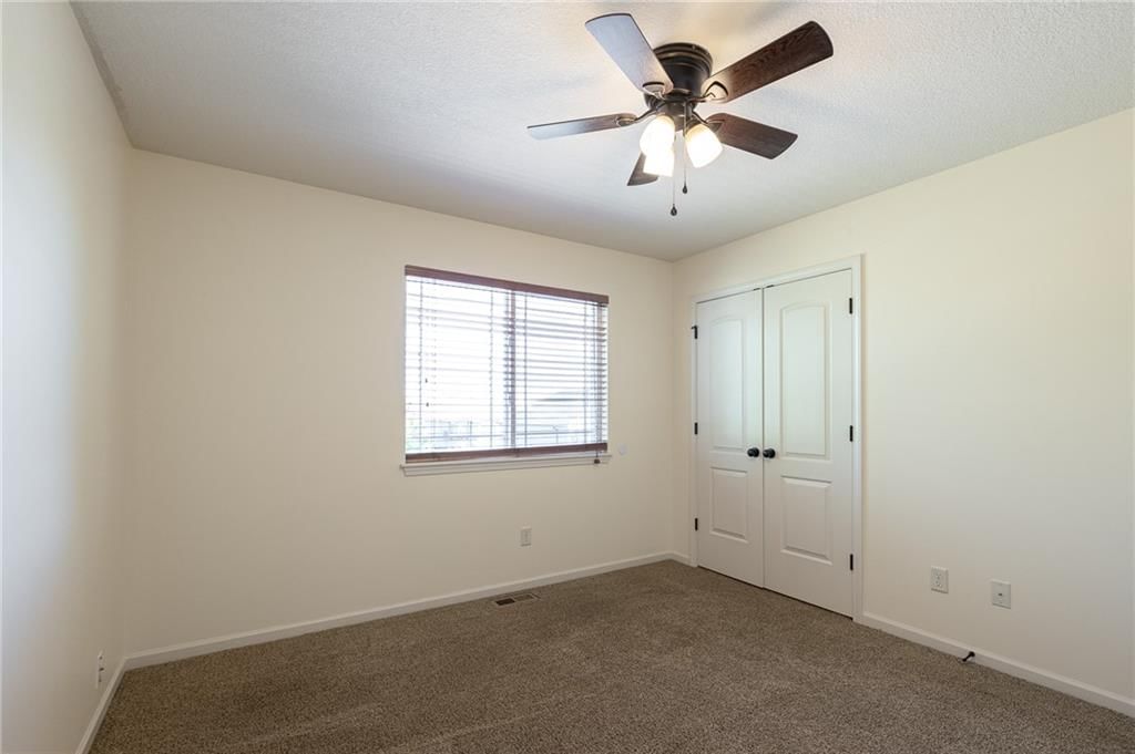 817 W Rader Street — photo 29