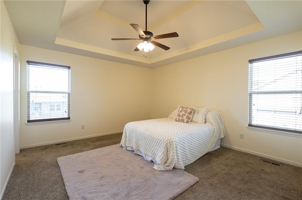 817 W Rader Street — photo 30
