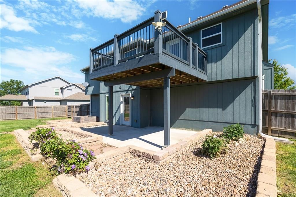 817 W Rader Street — photo 42