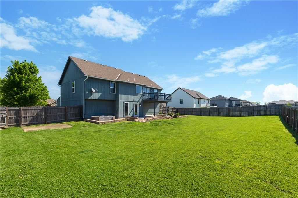 817 W Rader Street — photo 46