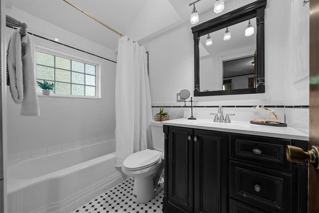 9101 Holmes Road — photo 14
