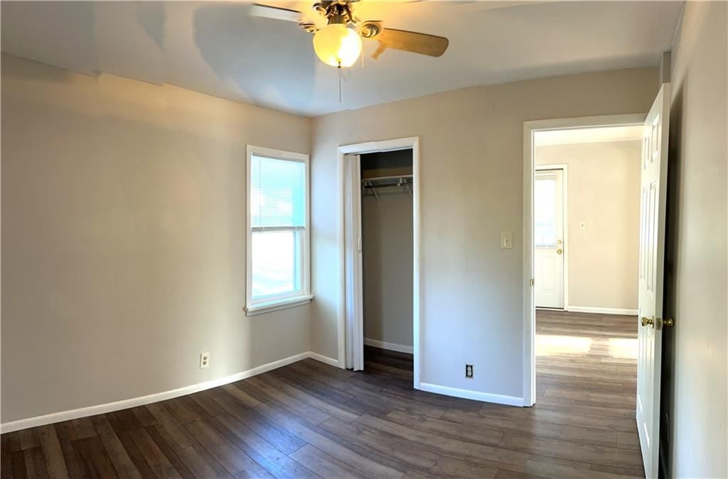 403 E Ashland Street — photo 8