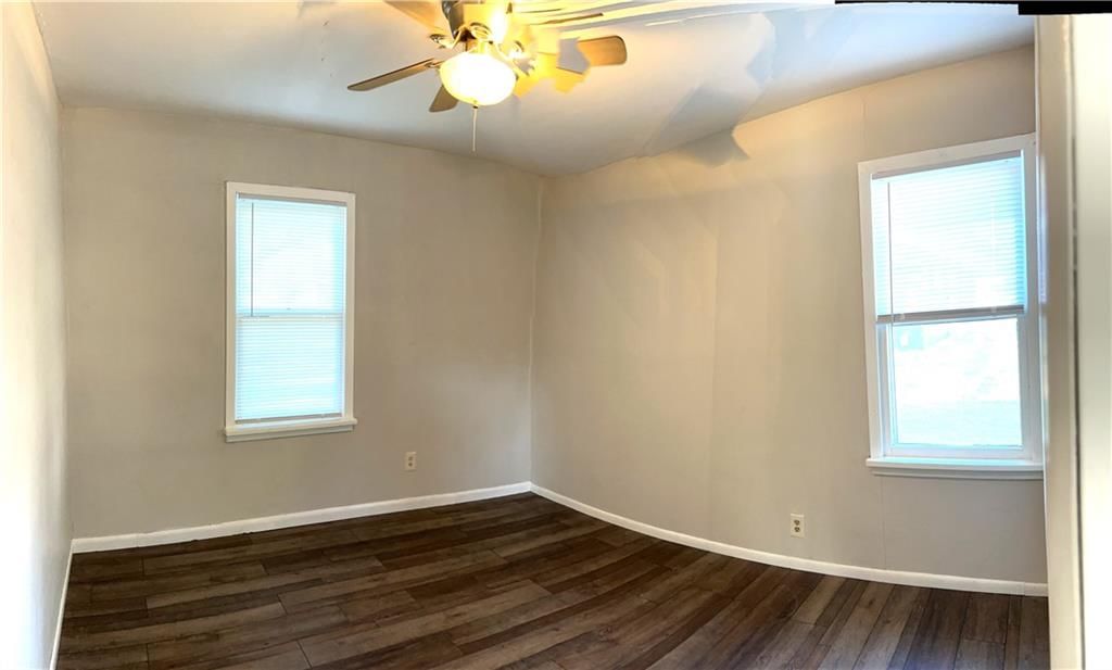 403 E Ashland Street — photo 9