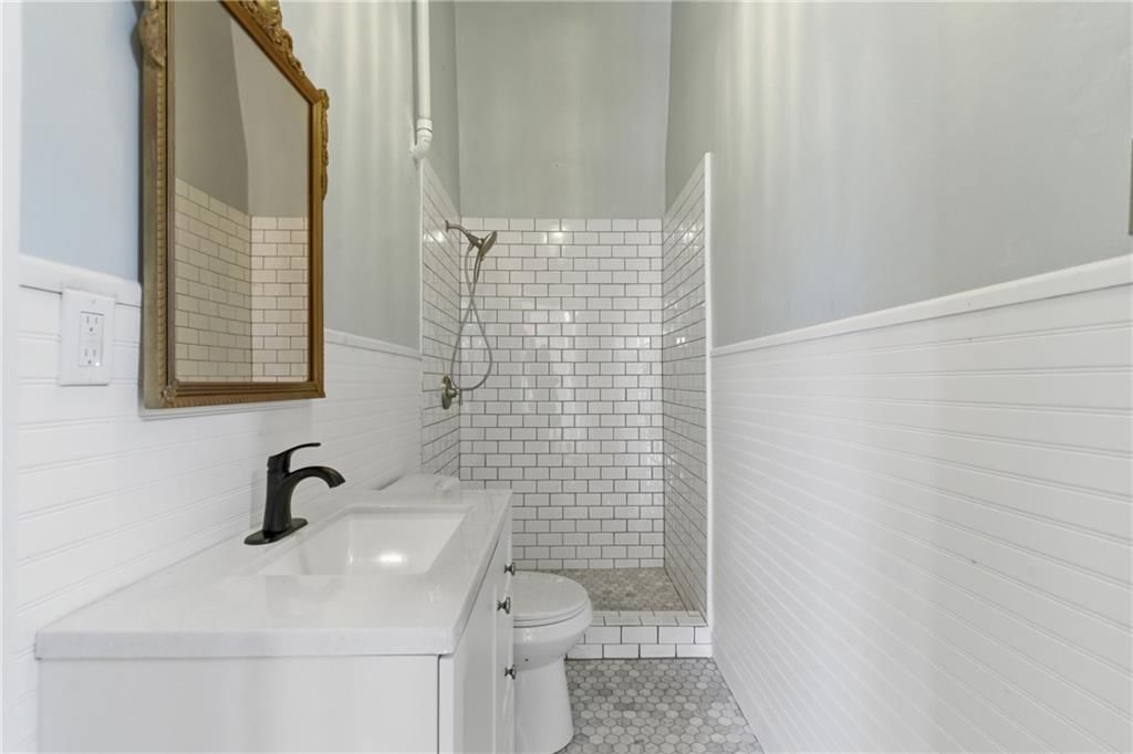 Photo 33 of 42 - 516 Osage Street, Leavenworth, KS 66048