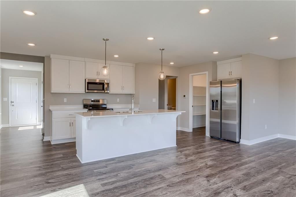 3717 SW Knoxville Court — photo 8