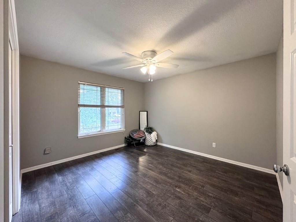 9123 N Oregon Avenue — photo 32
