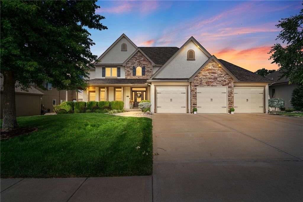 12775 N Apple Blossom Drive — photo 1