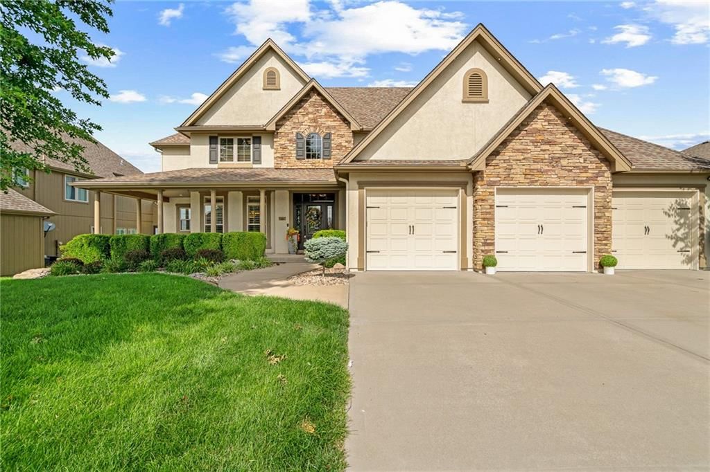 12775 N Apple Blossom Drive — photo 2
