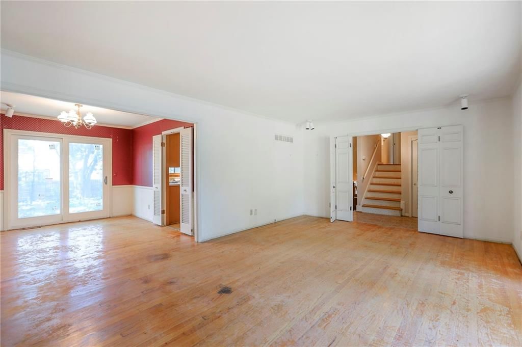 406 W 109th Street — photo 7