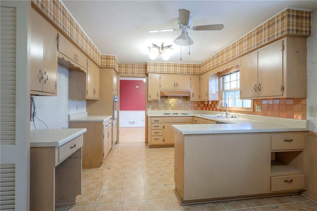 406 W 109th Street — photo 12