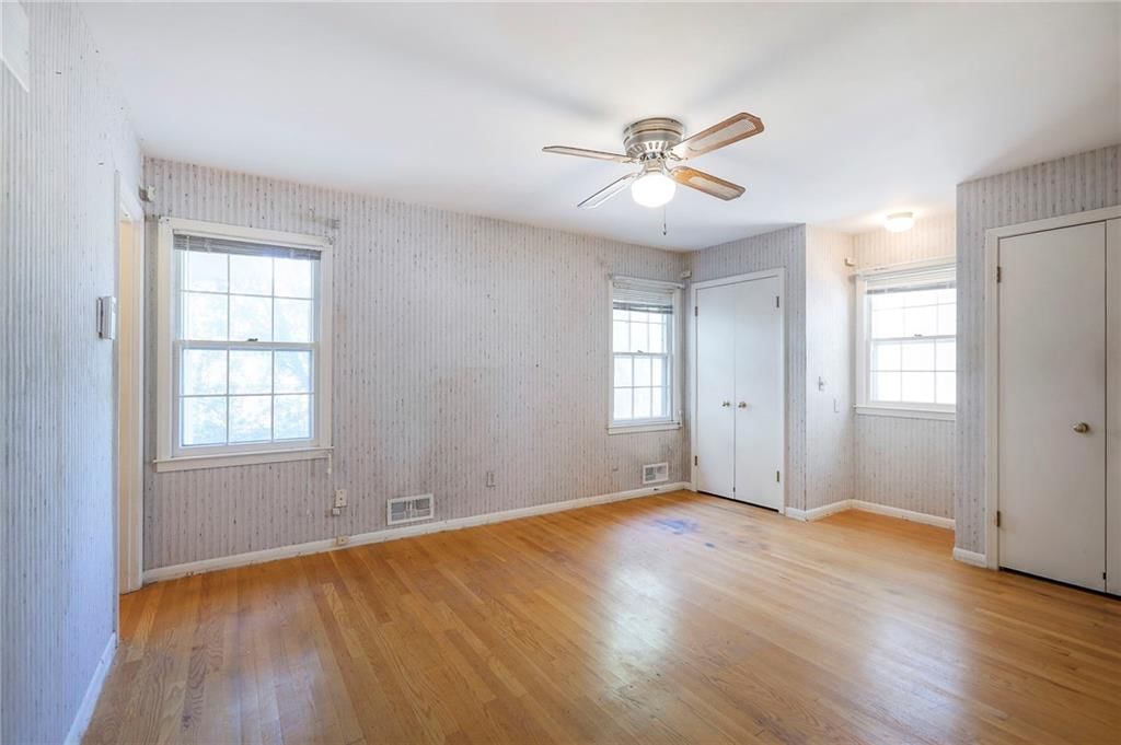406 W 109th Street — photo 16
