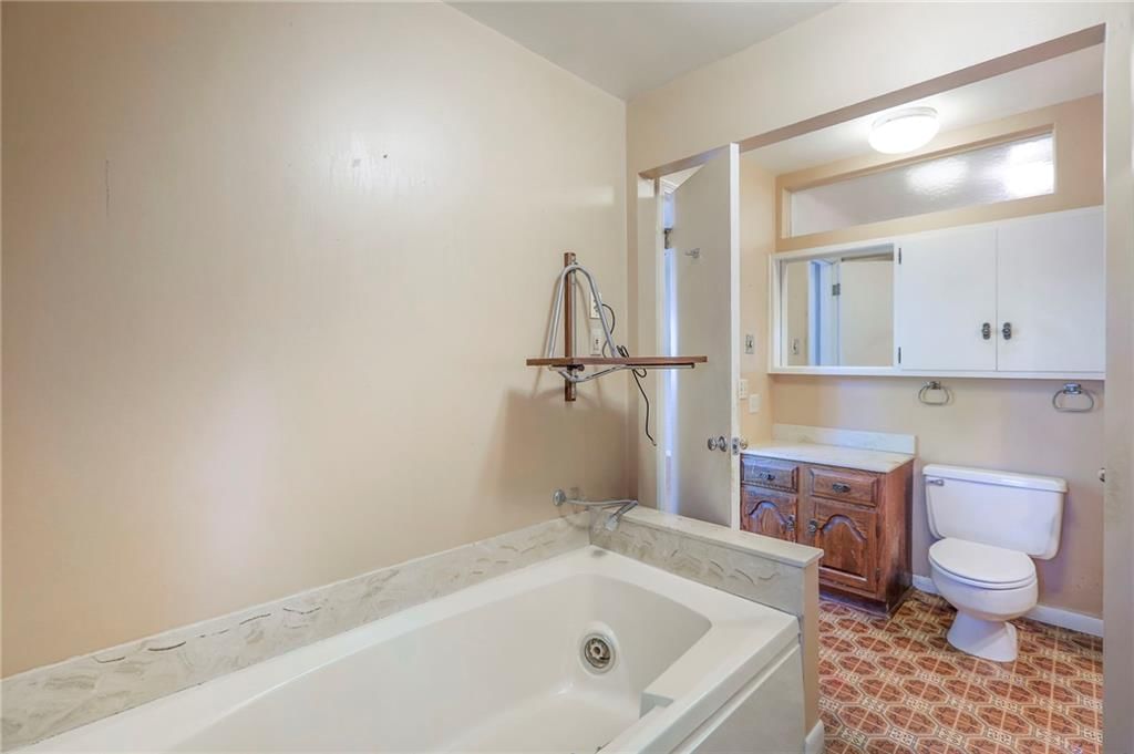 406 W 109th Street — photo 21