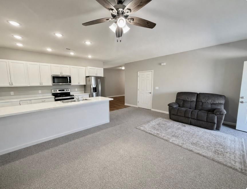 30624 Porter Drive — photo 3