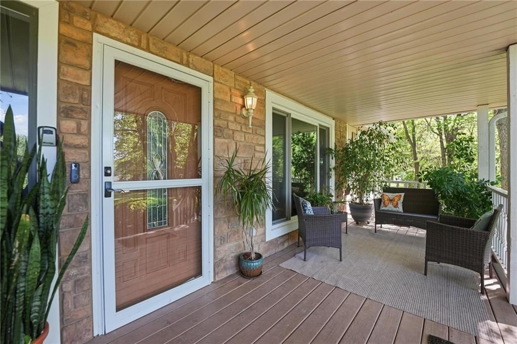 715 Dickinson Road — photo 3