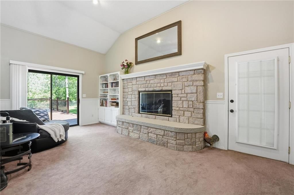 715 Dickinson Road — photo 19
