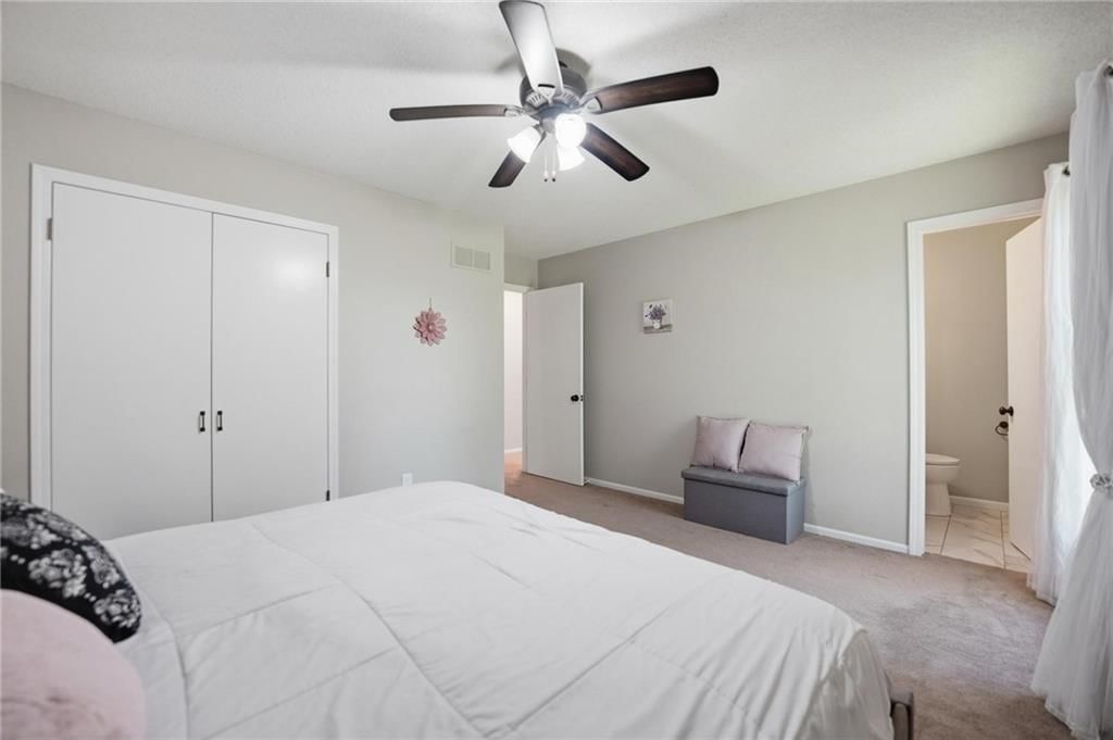 715 Dickinson Road — photo 34